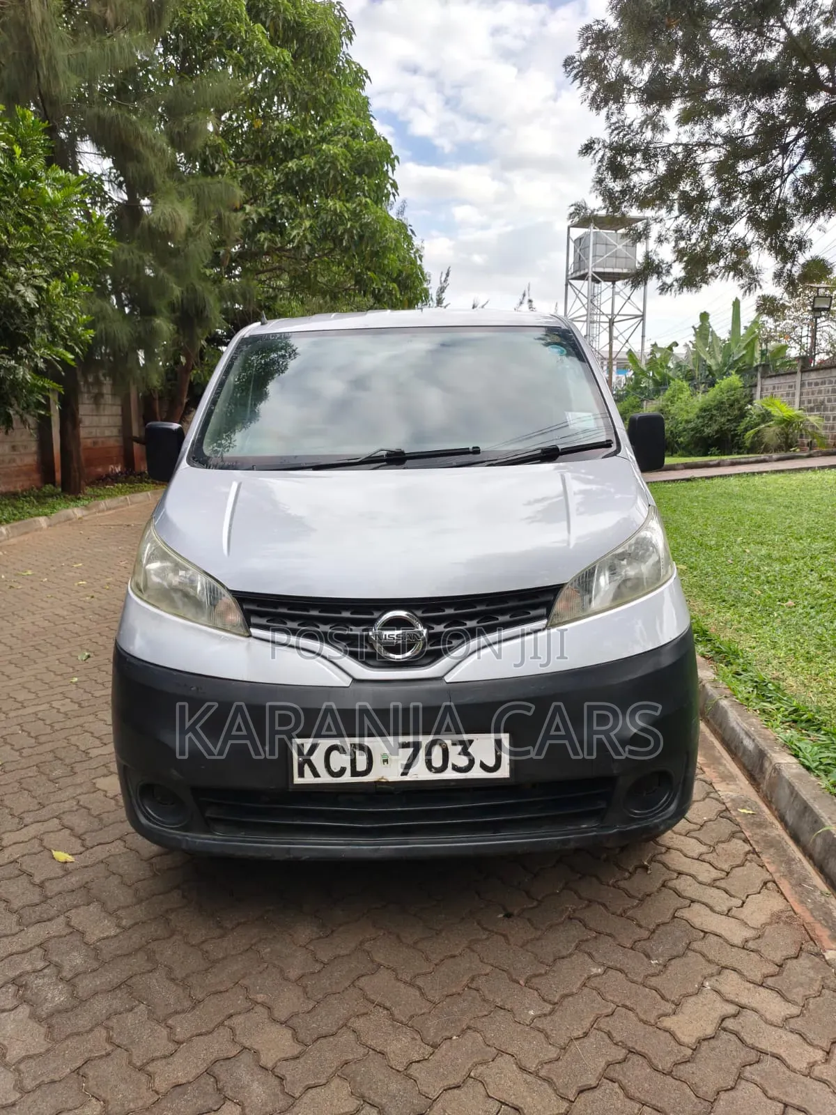 Nissan NV200 2012 Silver