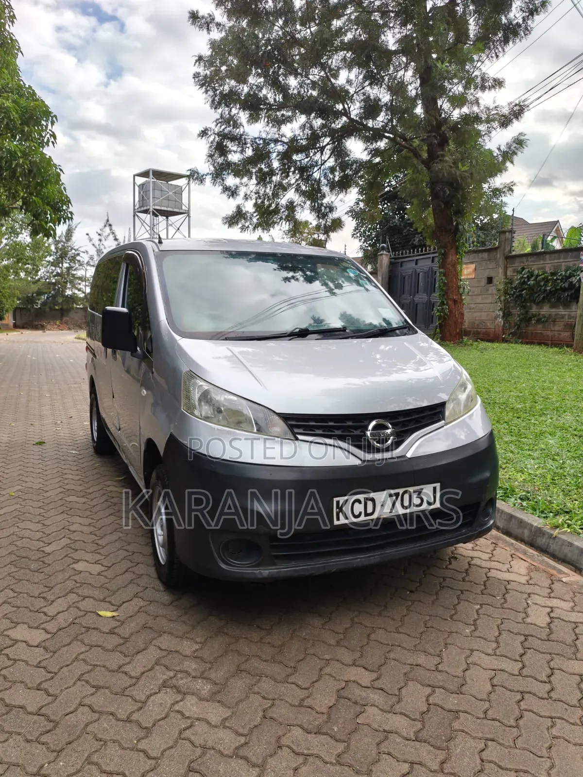 Nissan NV200 2012 Silver