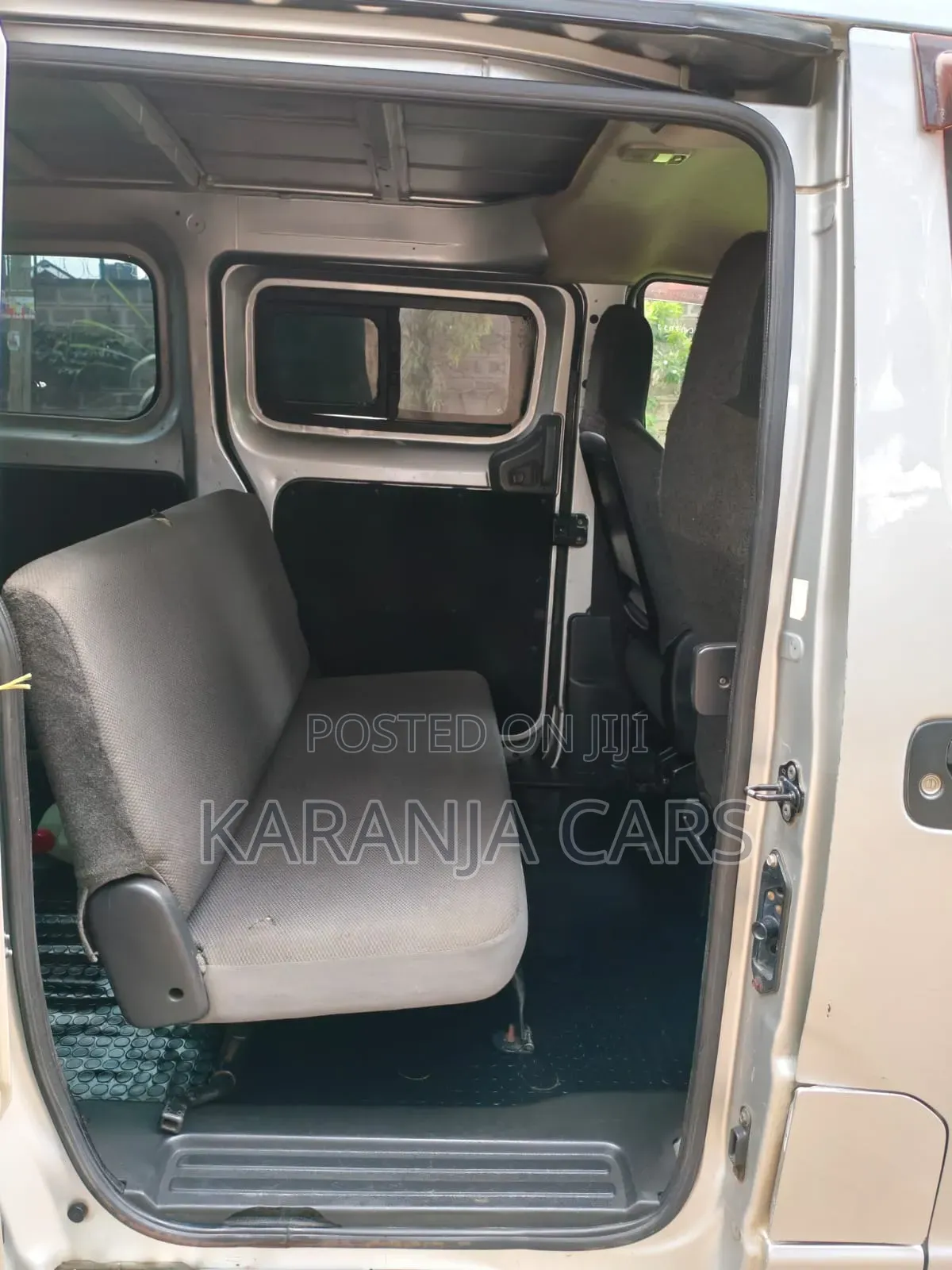 Nissan NV200 2012 Silver