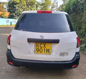 Nissan Advan 2012 White