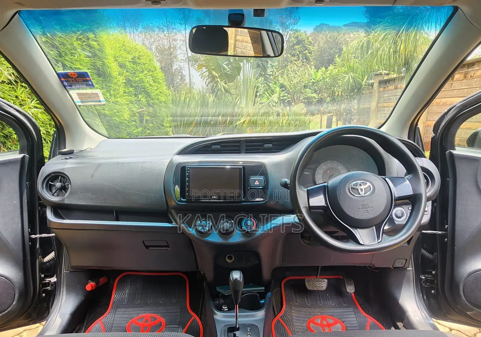 Toyota Vitz 2018 Black