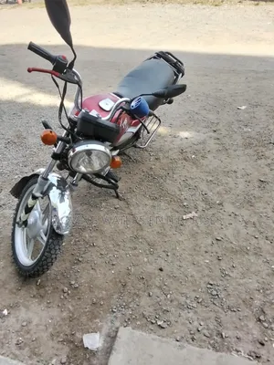 TVS HLX 125 2021 Red