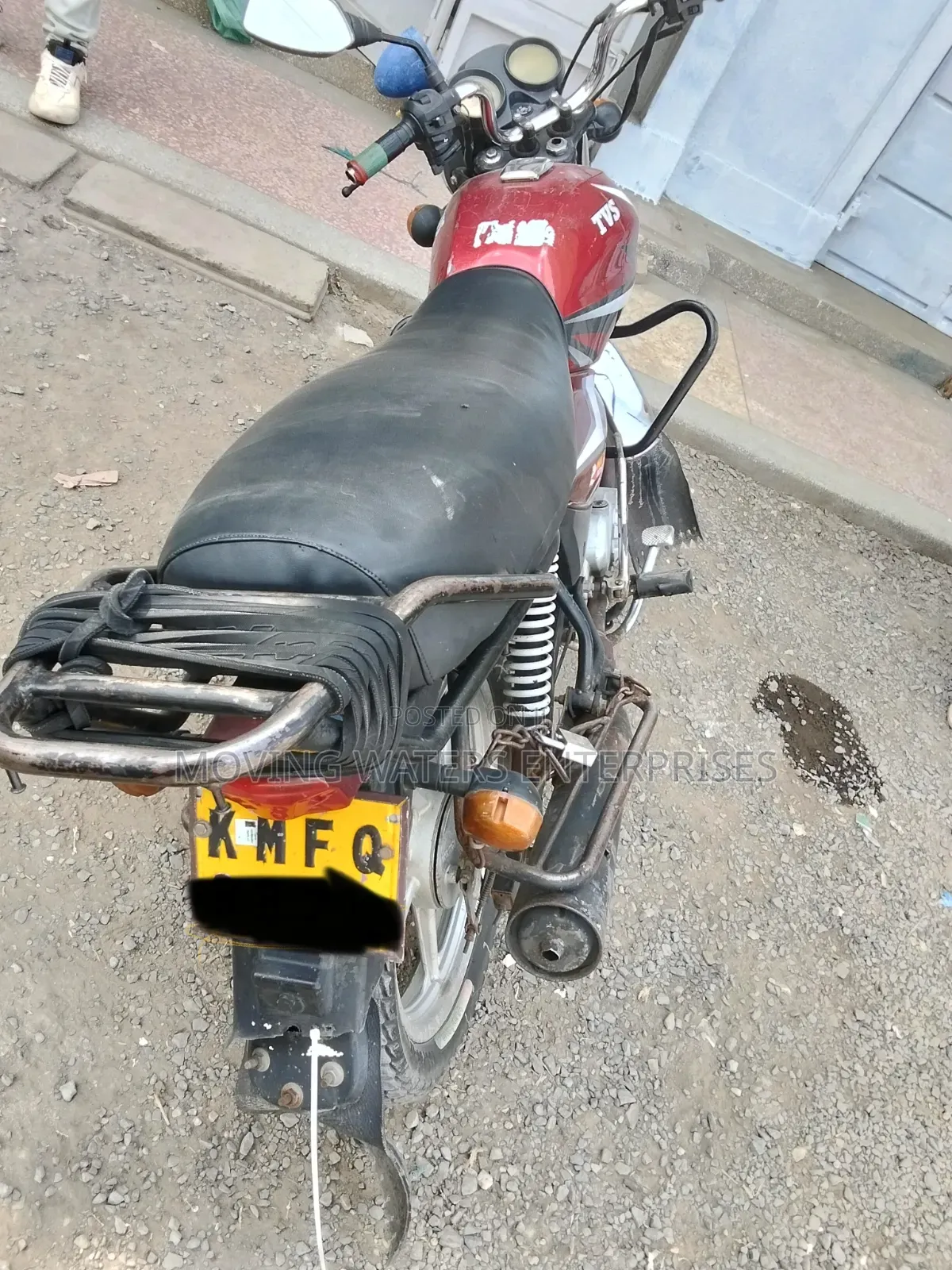 TVS HLX 125 2021 Red