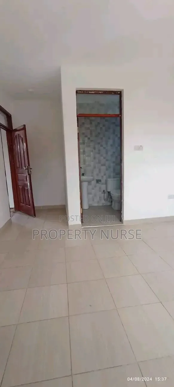 2bdrm Apartment in Gateway Mall Area for rent