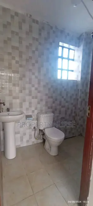 2bdrm Apartment in Gateway Mall Area for rent