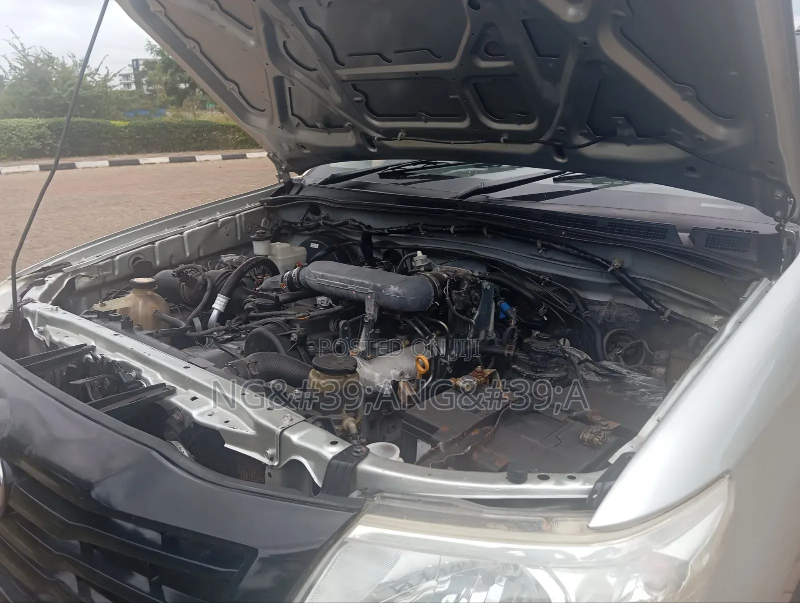 Toyota Hilux 2012 Silver