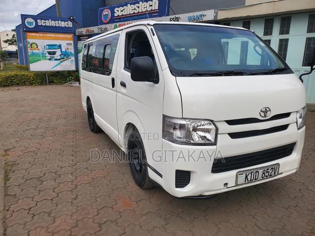 Toyota HiAce 2014 White - thumbnail 5
