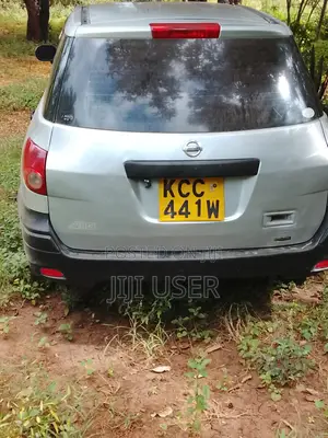 Nissan Advan 2012 Silver