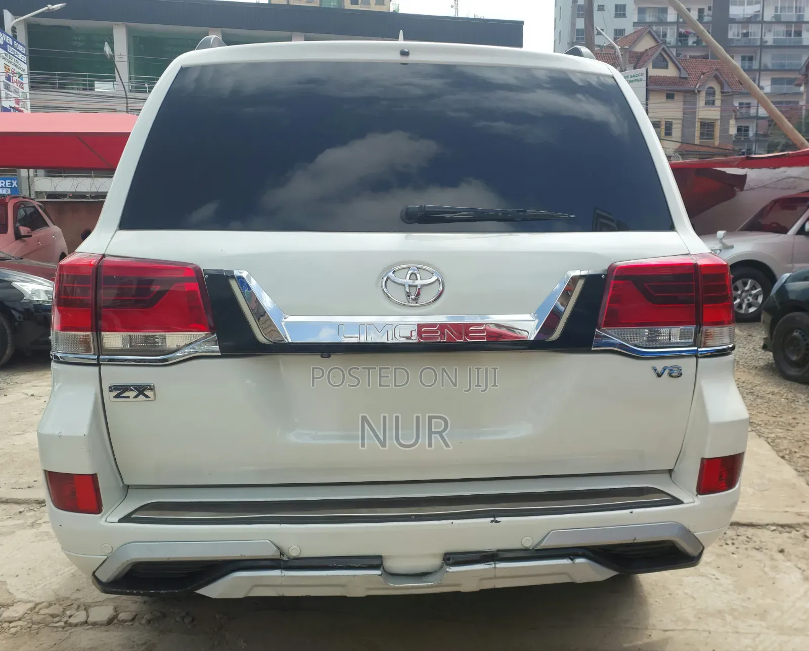 Toyota Land Cruiser 2012 White