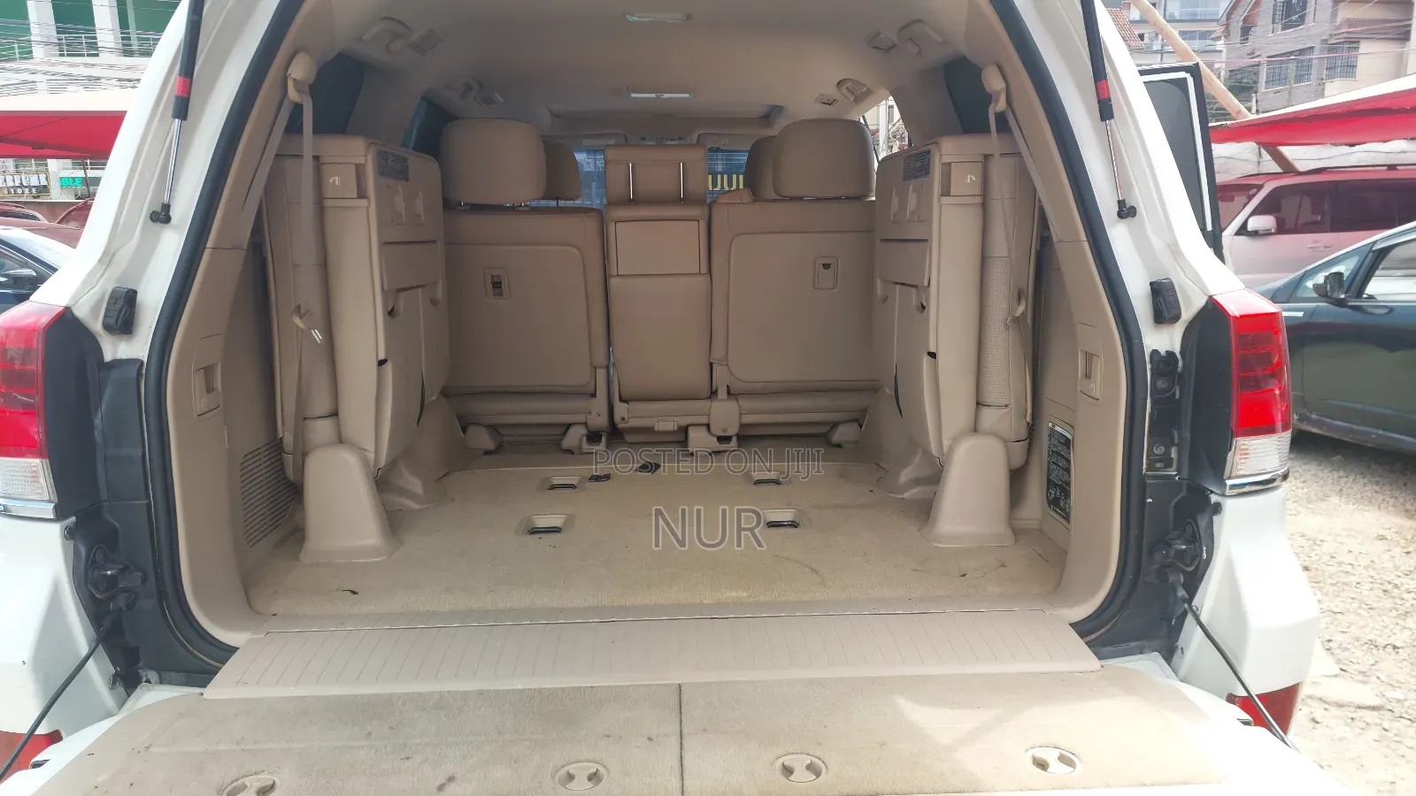Toyota Land Cruiser 2012 White