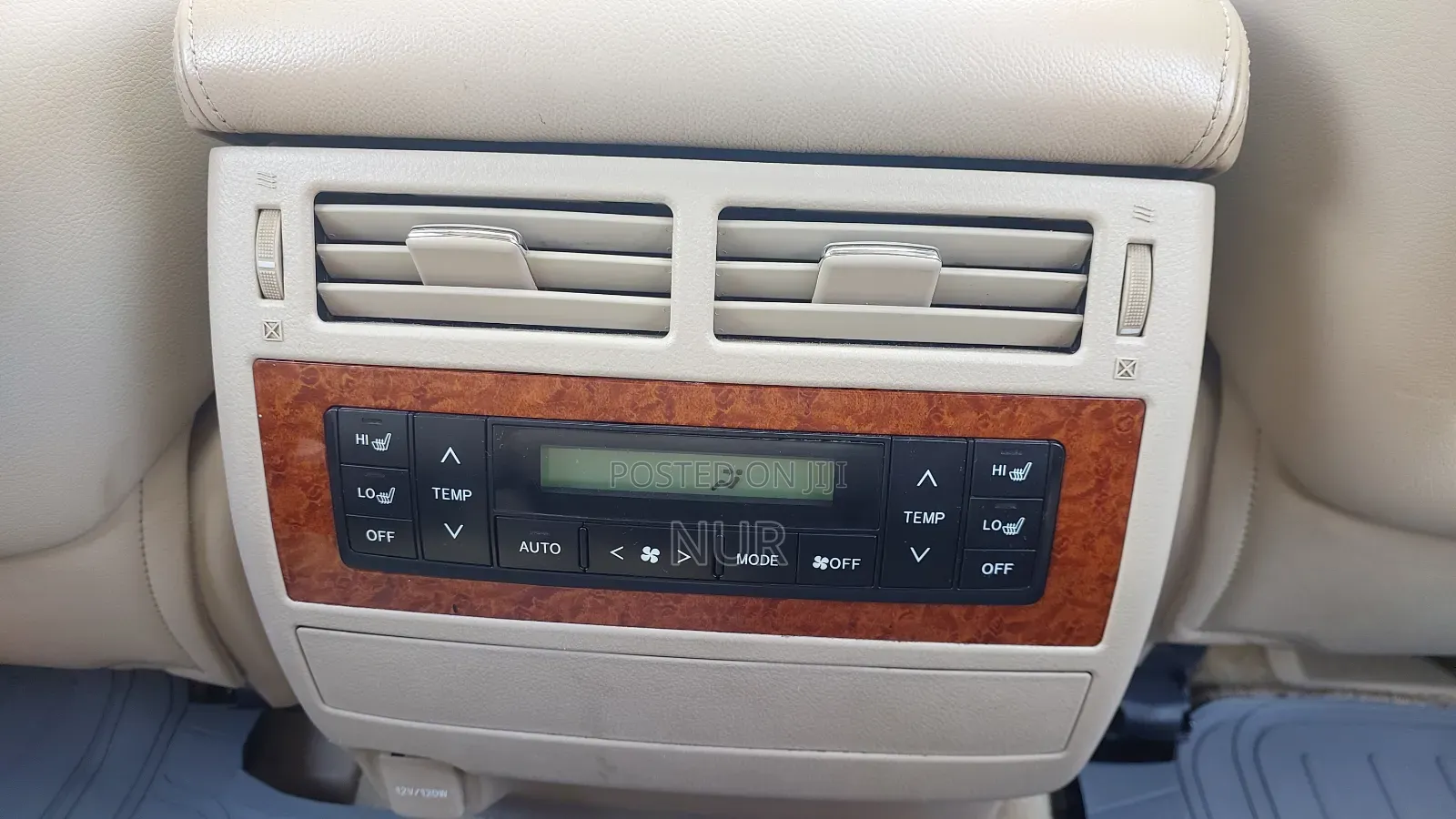 Toyota Land Cruiser 2012 White
