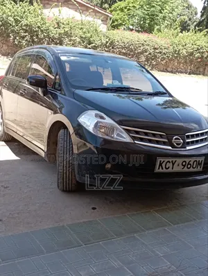 Nissan Tiida 2012 Black