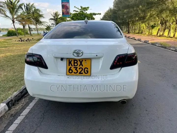 Toyota Camry 2006 White