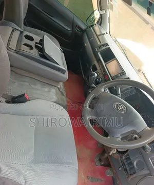 Toyota HiAce 2017 Off white