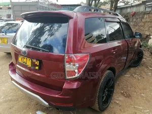 Subaru Forester 2010 Maroon
