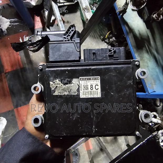 Egine Control Unit Daihatsu Mira