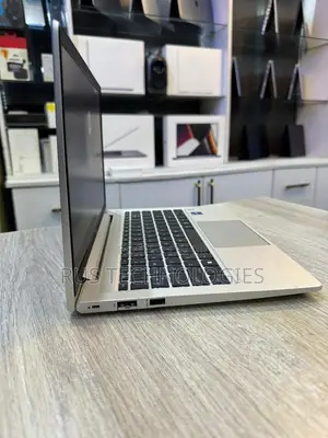 Laptop HP ProBook 440 G10 16GB Intel Core i7 SSD 512GB