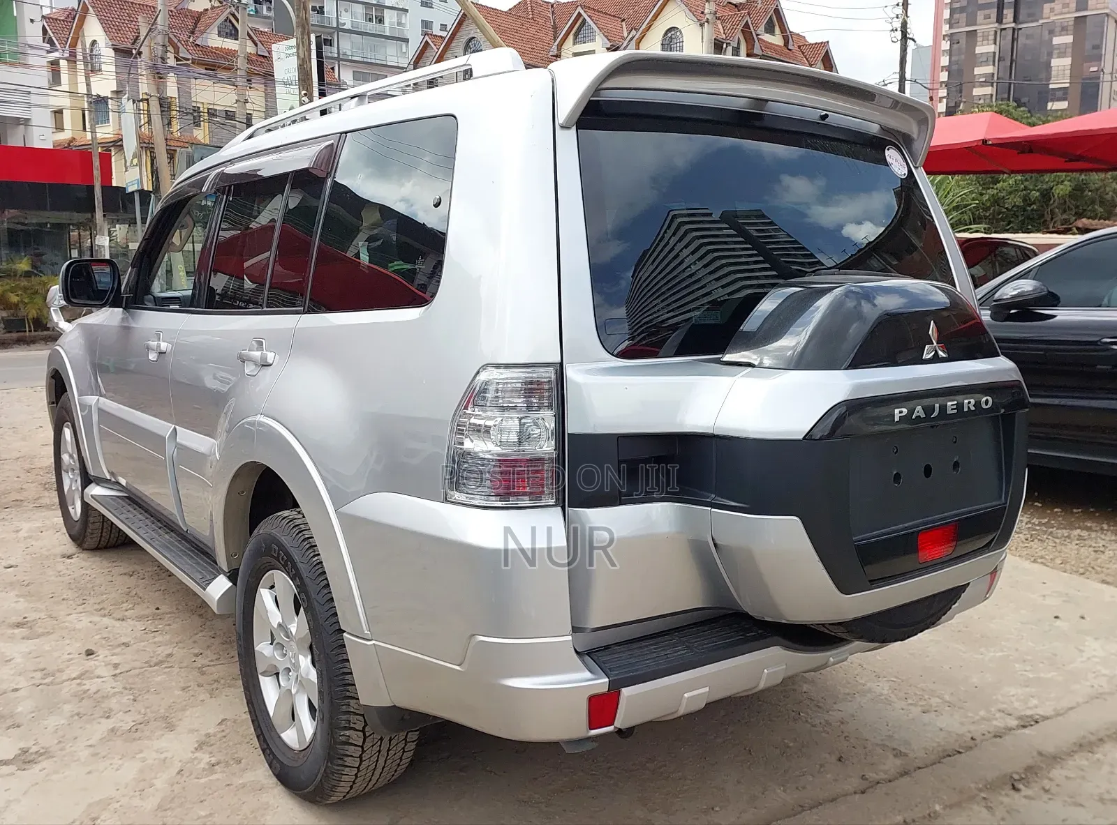 Mitsubishi Pajero 2019 Silver