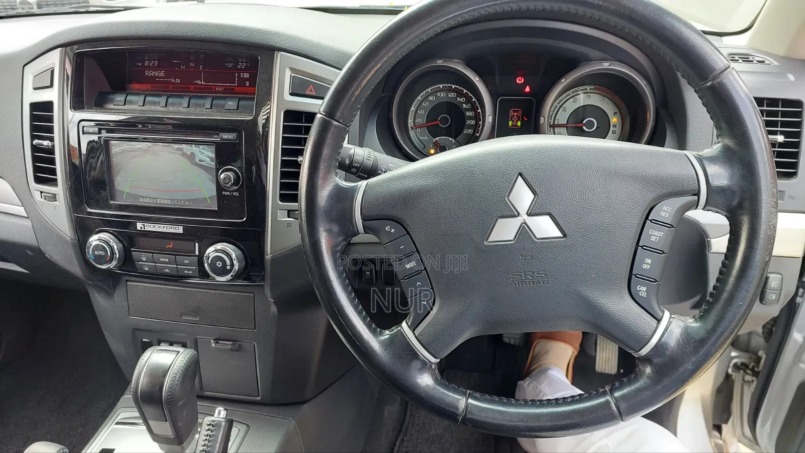 Mitsubishi Pajero 2019 Silver
