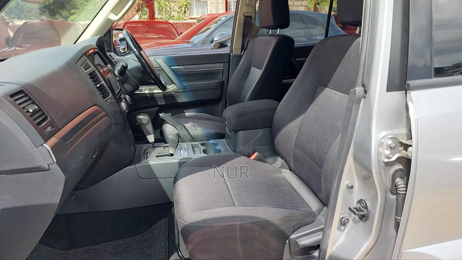 Mitsubishi Pajero 2019 Silver