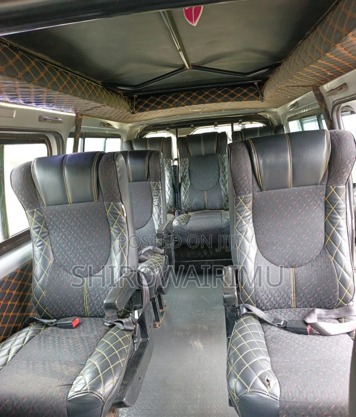 Toyota HiAce 2014 Silver