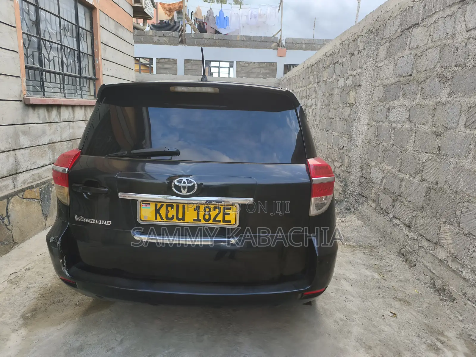 Toyota Vanguard 2013 Black