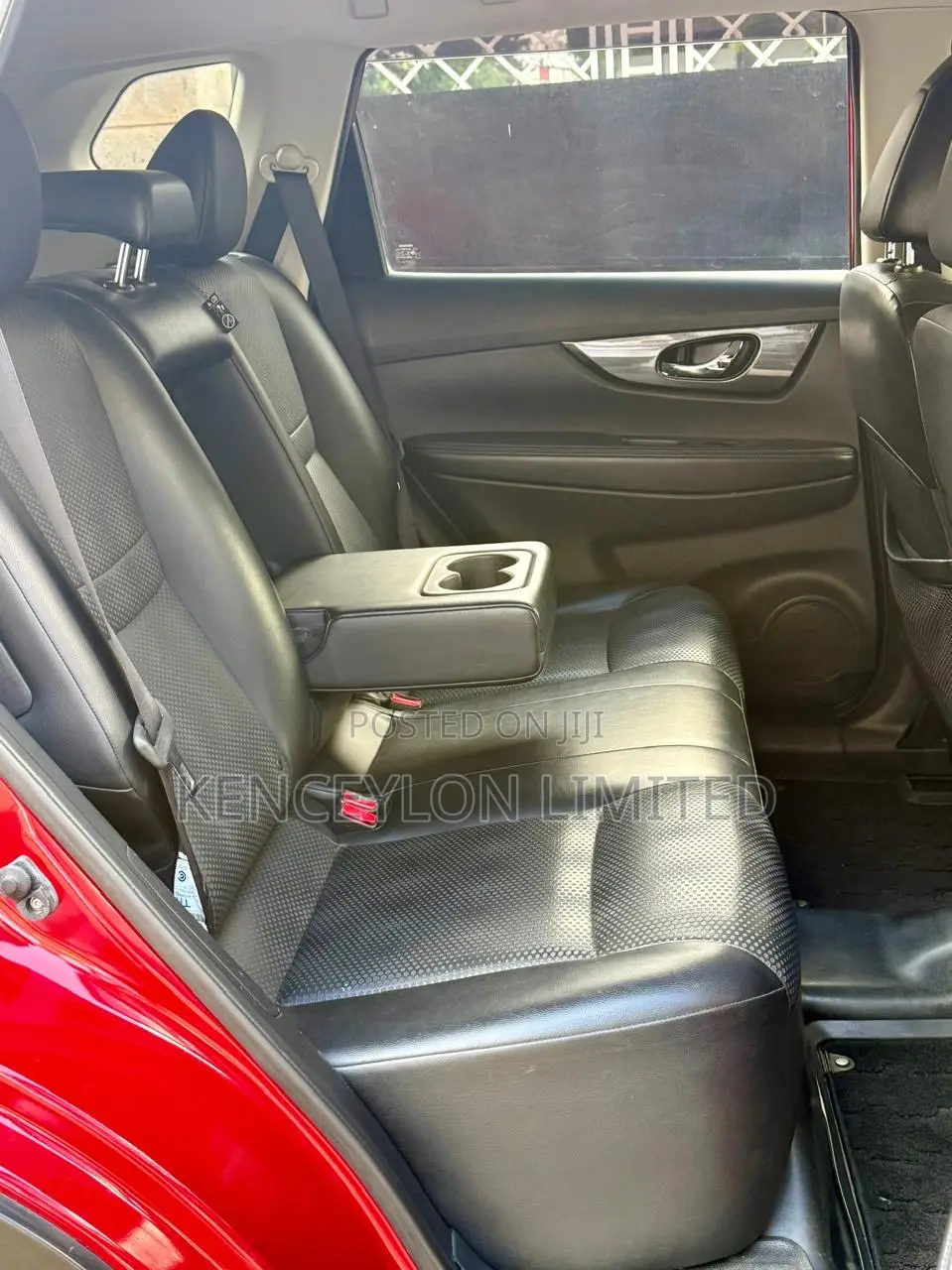 Nissan X-Trail 2.0 Petrol AWD 2015 Red