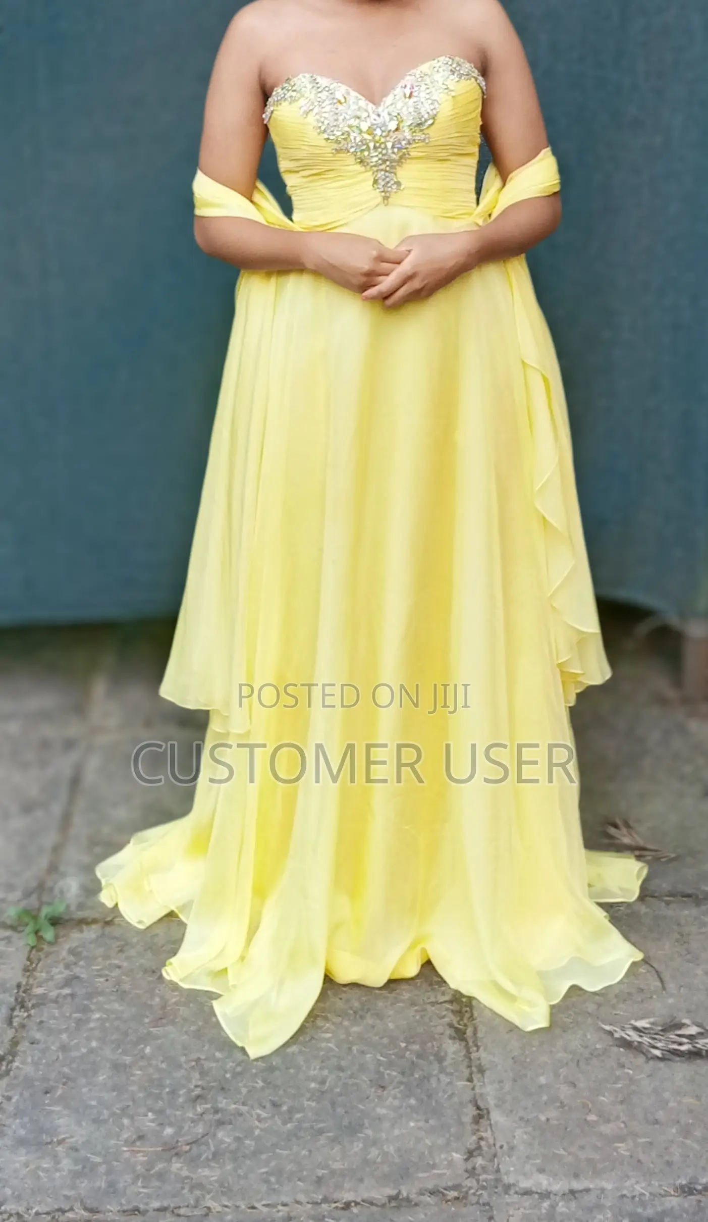 Yellow Prom Dress With Trail