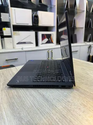 Laptop Lenovo ThinkPad T14 G4 16GB Intel Core i7 SSD 512GB