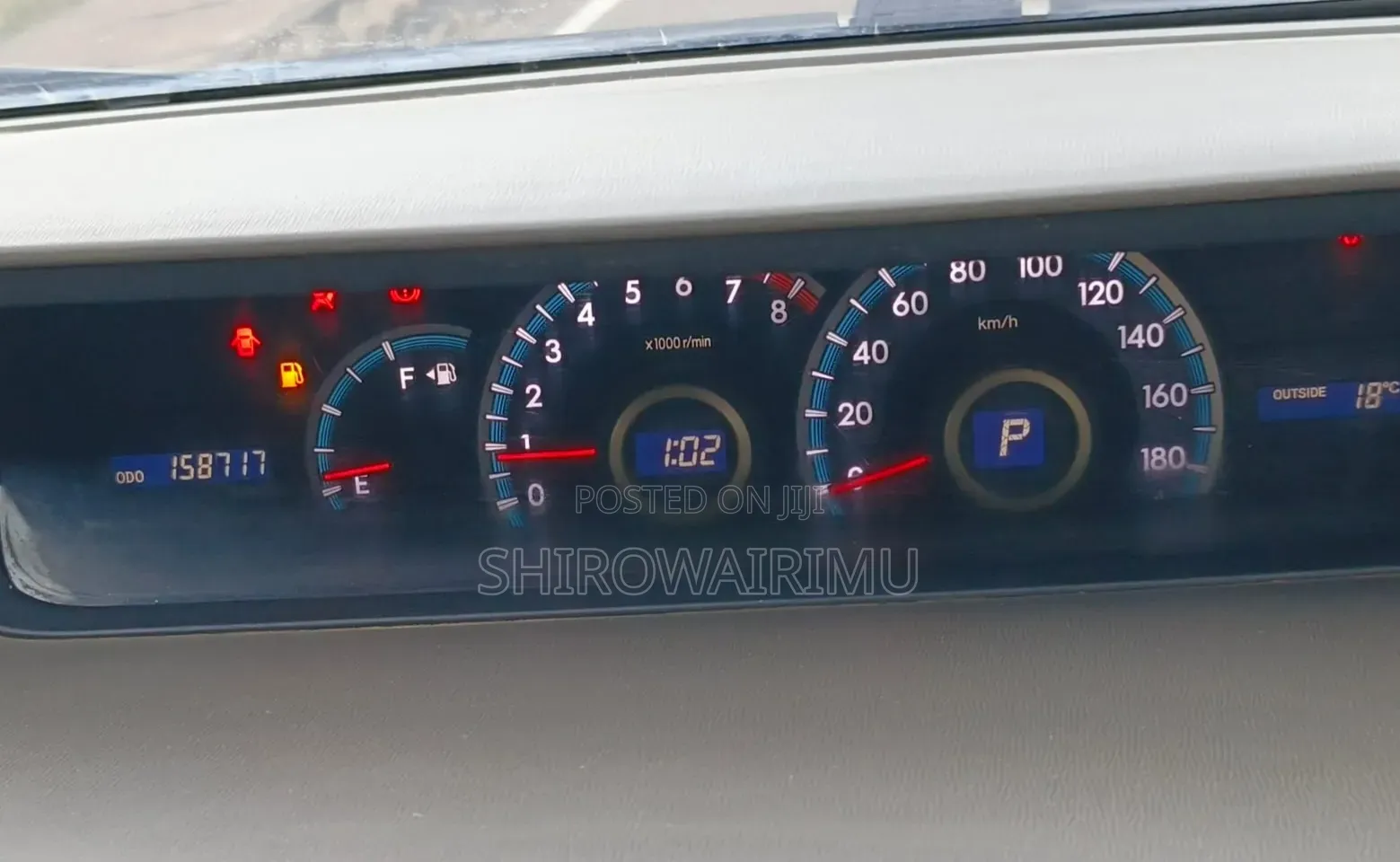 Toyota Noah 2011 Gold 