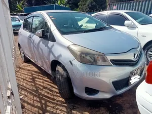 Toyota Vitz 2013 Gray