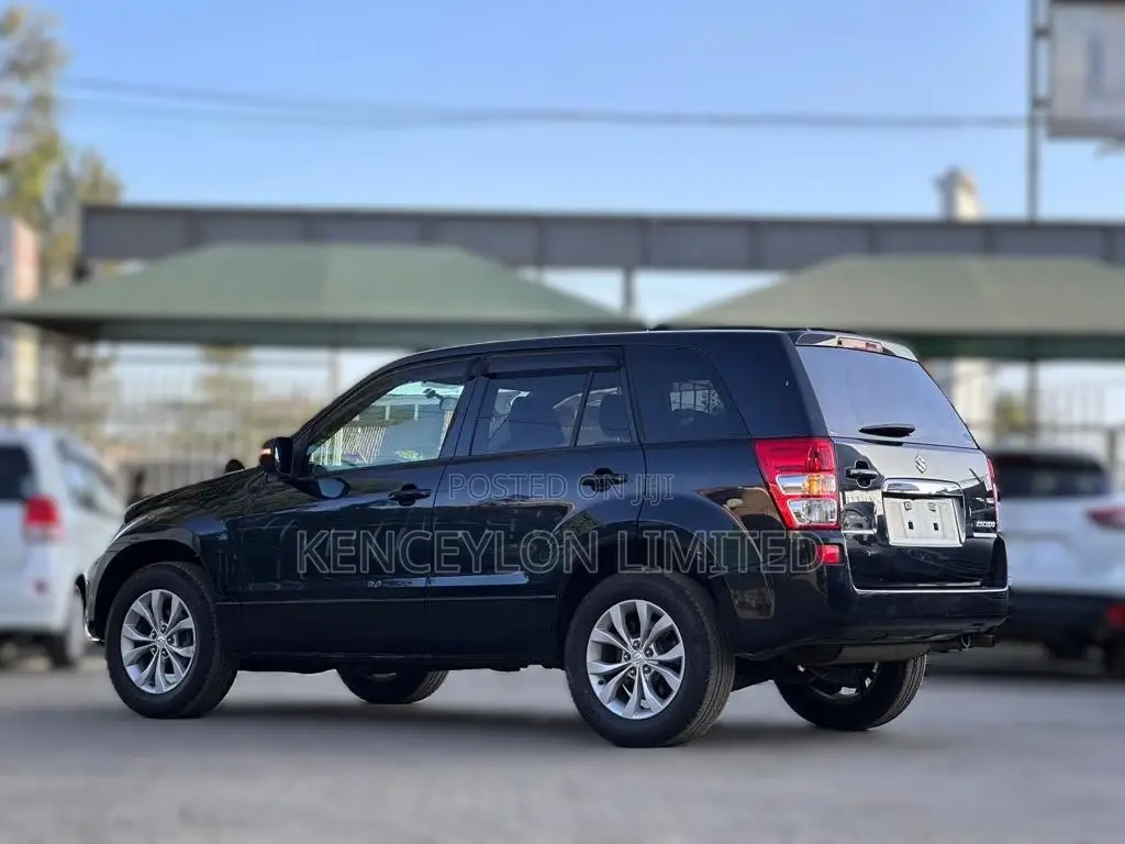 Suzuki Escudo 2015 Gray