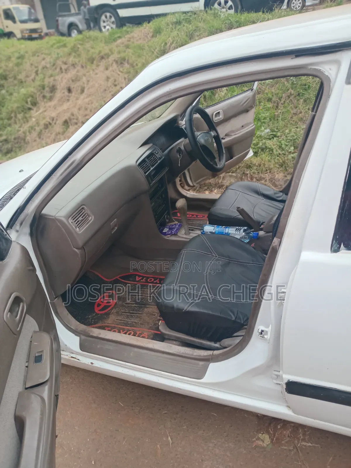Toyota Corolla 1998 White