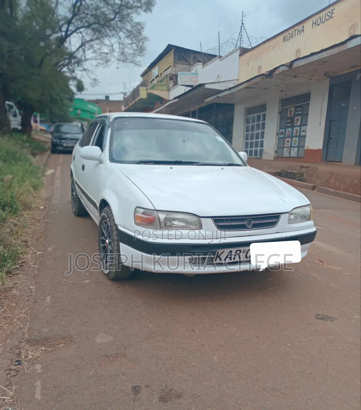 Toyota Corolla 1998 White