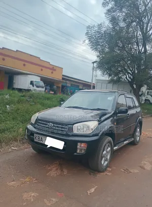Toyota RAV4 Automatic 2000 Black