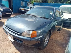 Toyota Starlet 1996 Blue