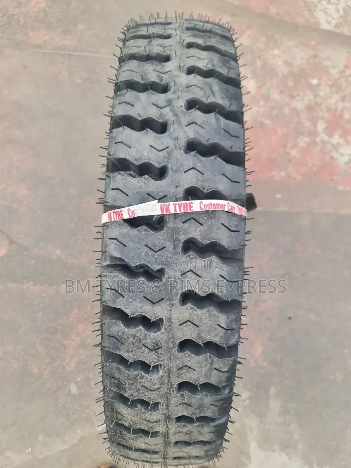 750 R 16 Vk Tires (Diff) India.