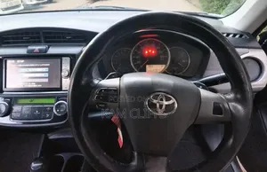 Toyota Axio 1.5 G 2WD 2015 Silver