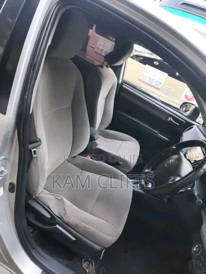 Toyota Axio 1.5 G 2WD 2015 Silver