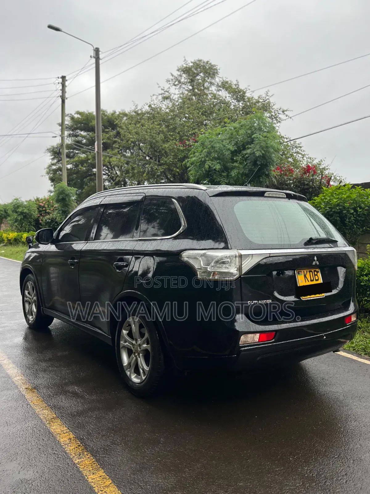 Mitsubishi Outlander 2015 Black