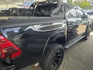 Toyota Hilux 2022 Gray