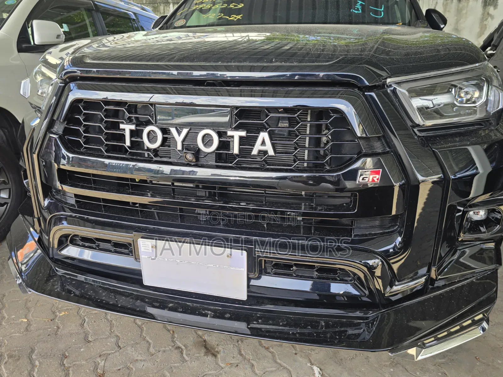 Toyota Hilux 2022 Gray