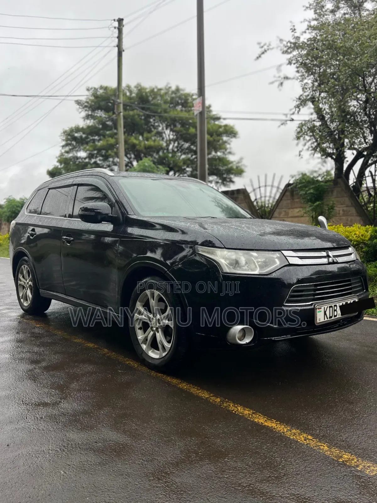 Mitsubishi Outlander 2015 Black