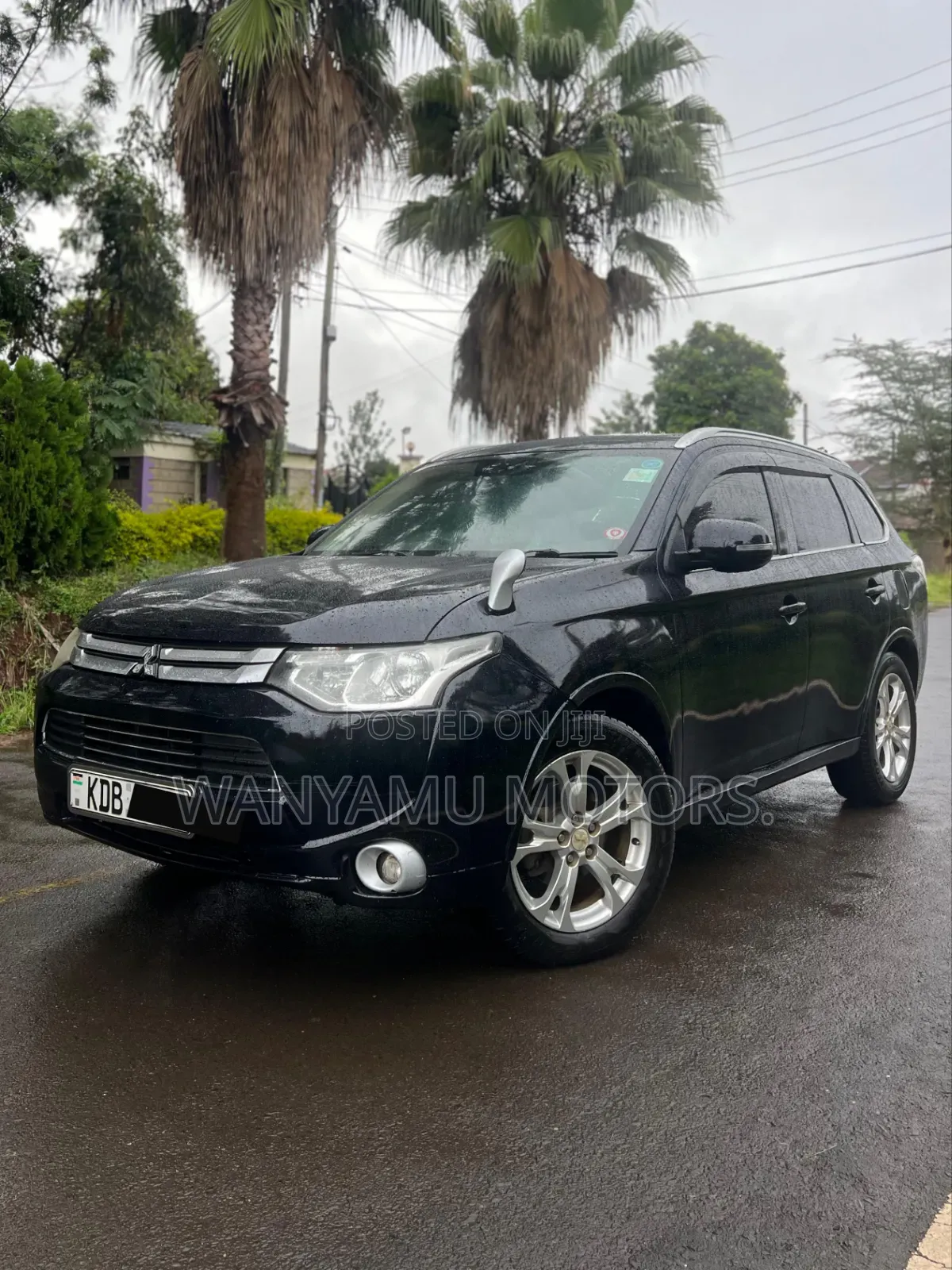 Mitsubishi Outlander 2015 Black