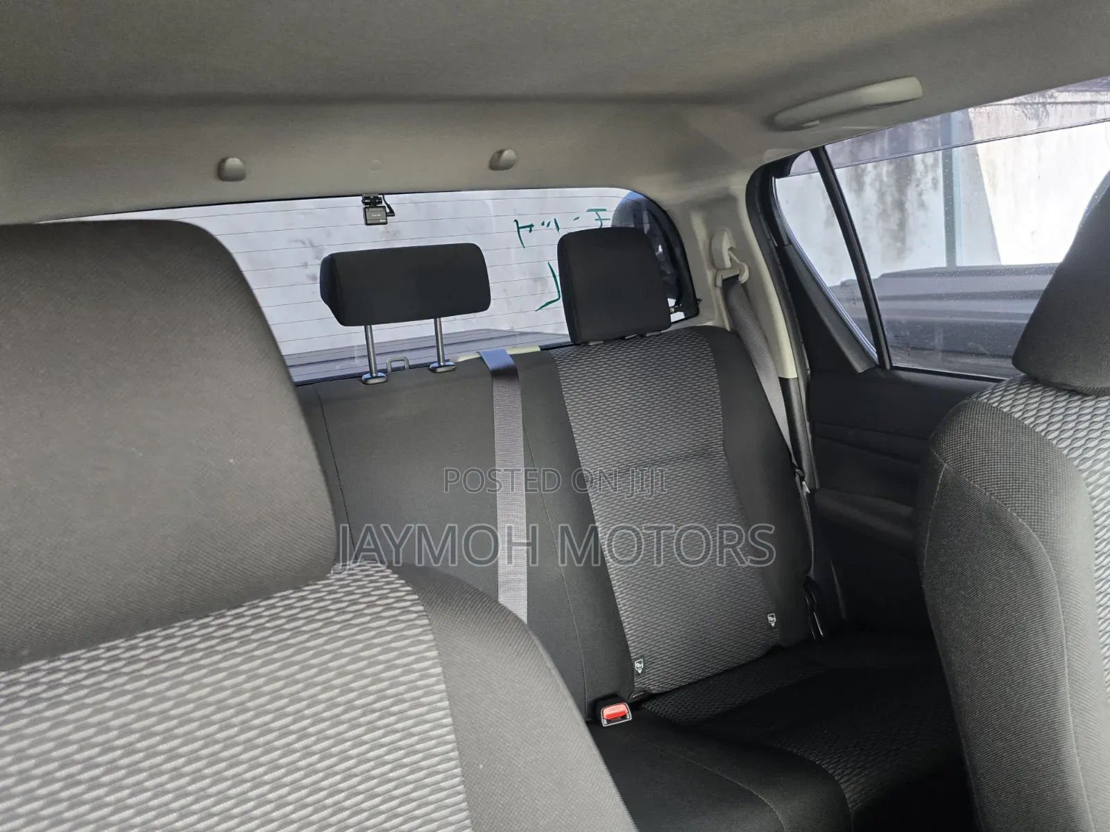 Toyota Hilux 2021 Green