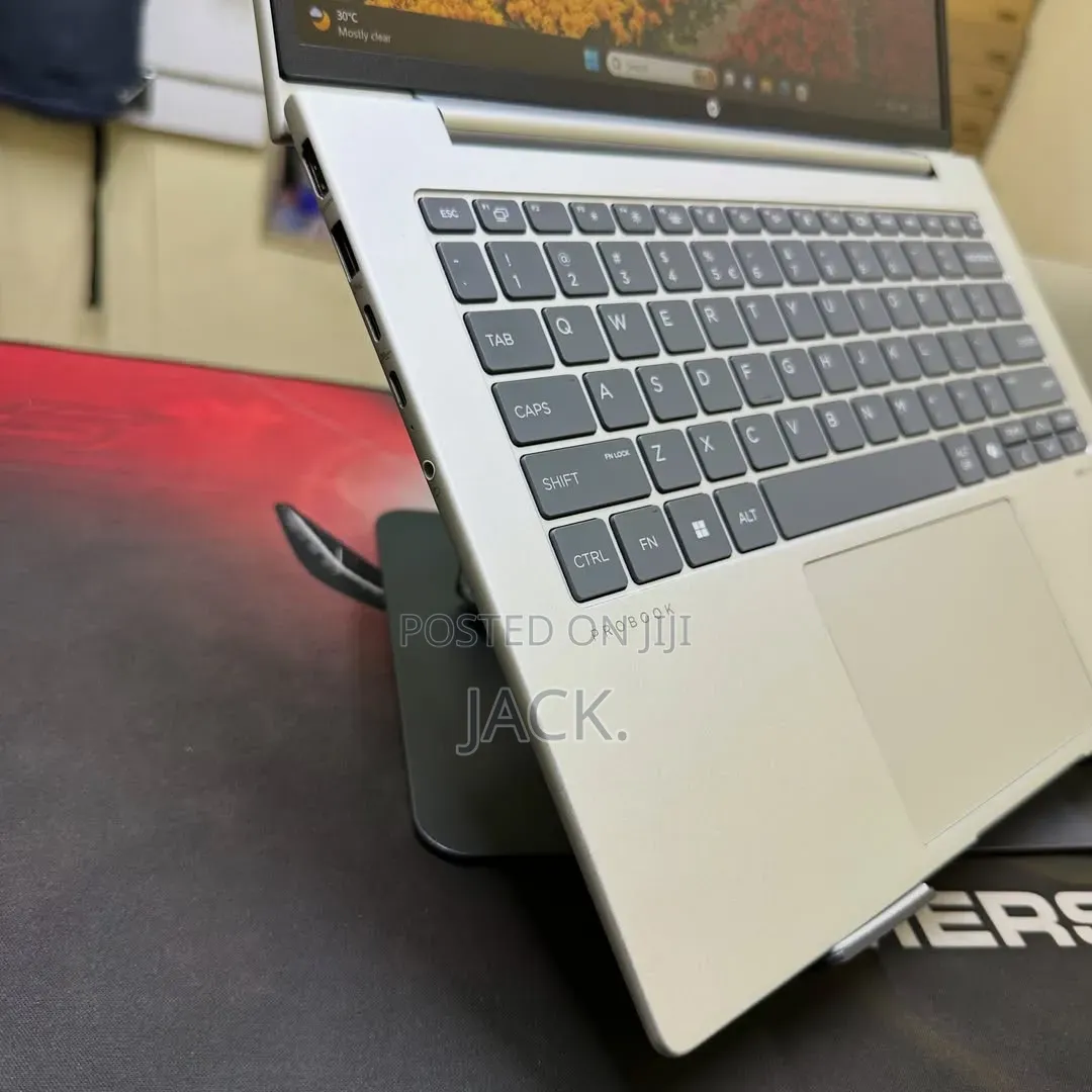 Laptop HP ProBook 440 16GB Intel Core Ultra 7 SSD 512GB
