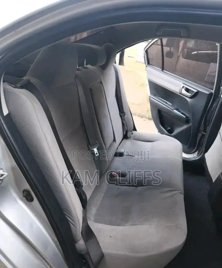 Toyota Axio 1.5 G 2WD 2015 Silver