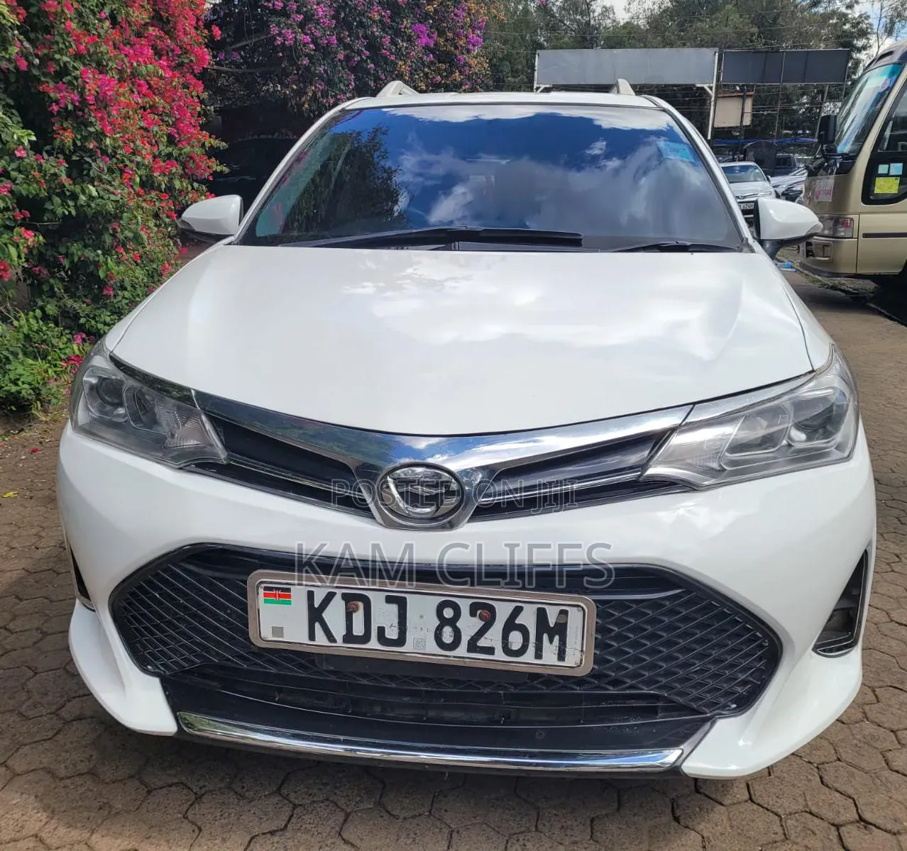 Toyota Corolla Fielder 2017 White