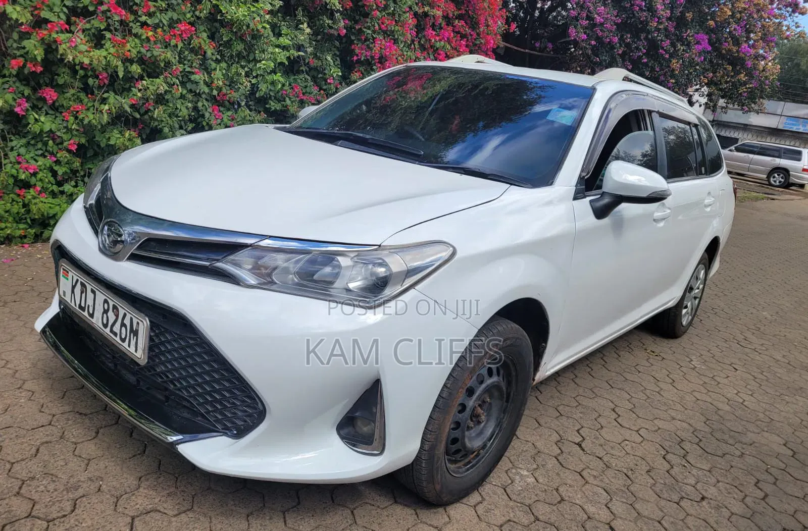Toyota Corolla Fielder 2017 White