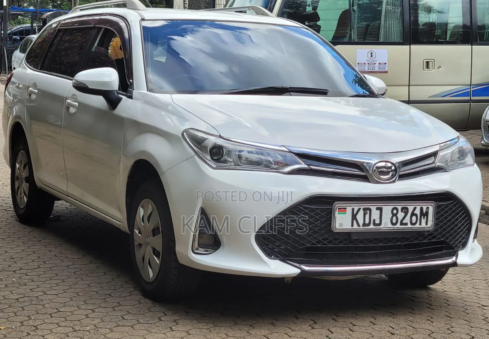 Toyota Corolla Fielder 2017 White